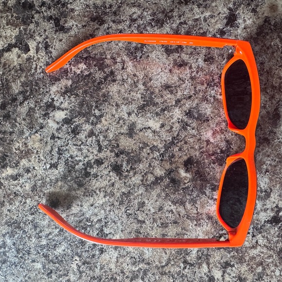 Ray-Ban Junior RJ9052S - Picture 2 of 5